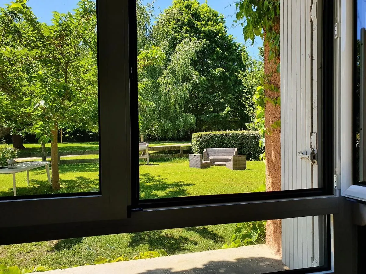 Holiday home Domaine De Marlas - Gite De Charme Rieucros